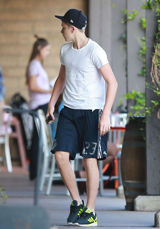 Beckhamowie i Ramsey'owie na wspólnym wypadzie (FOTO)