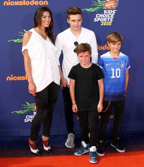 Brooklyn Beckham zabrał braci na Kid's Choice Sports Awards