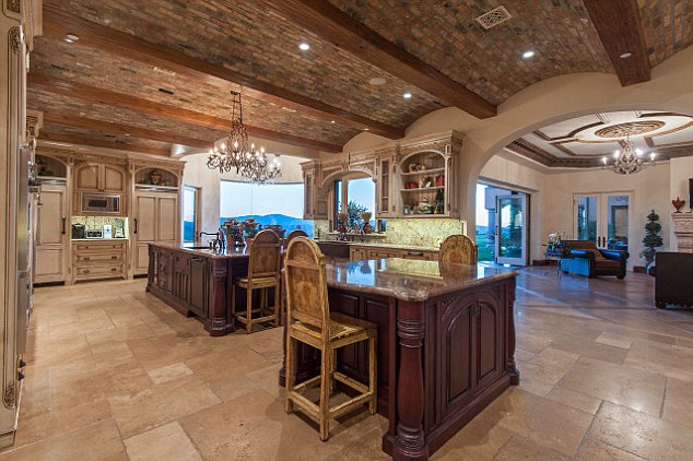 Willa Benedicta Cumberbatcha robi wrażenie! (FOTO)