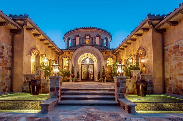 Willa Benedicta Cumberbatcha robi wrażenie! (FOTO)