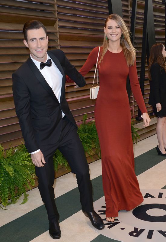 Behati Prisnloo radzi, jak utrzymać szczupłą sylwetkę