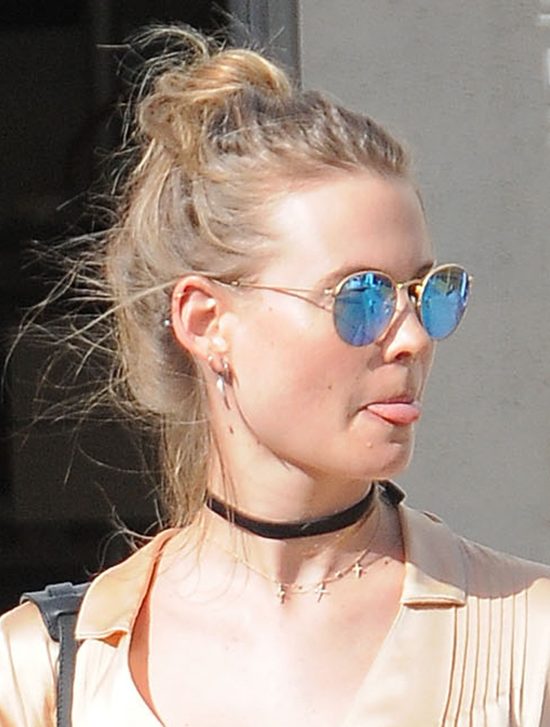 Behati Prinsloo pokazuje rosnący brzuszek (Instagram)