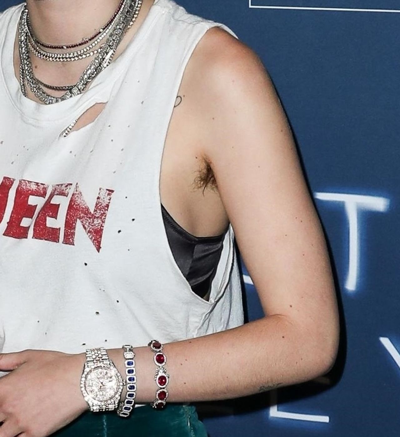 Nieogolone pachy i brudne paznokcie (ZDJĘCIA) Nieogolone pachy i brudne paznokcie (ZDJĘCIA)