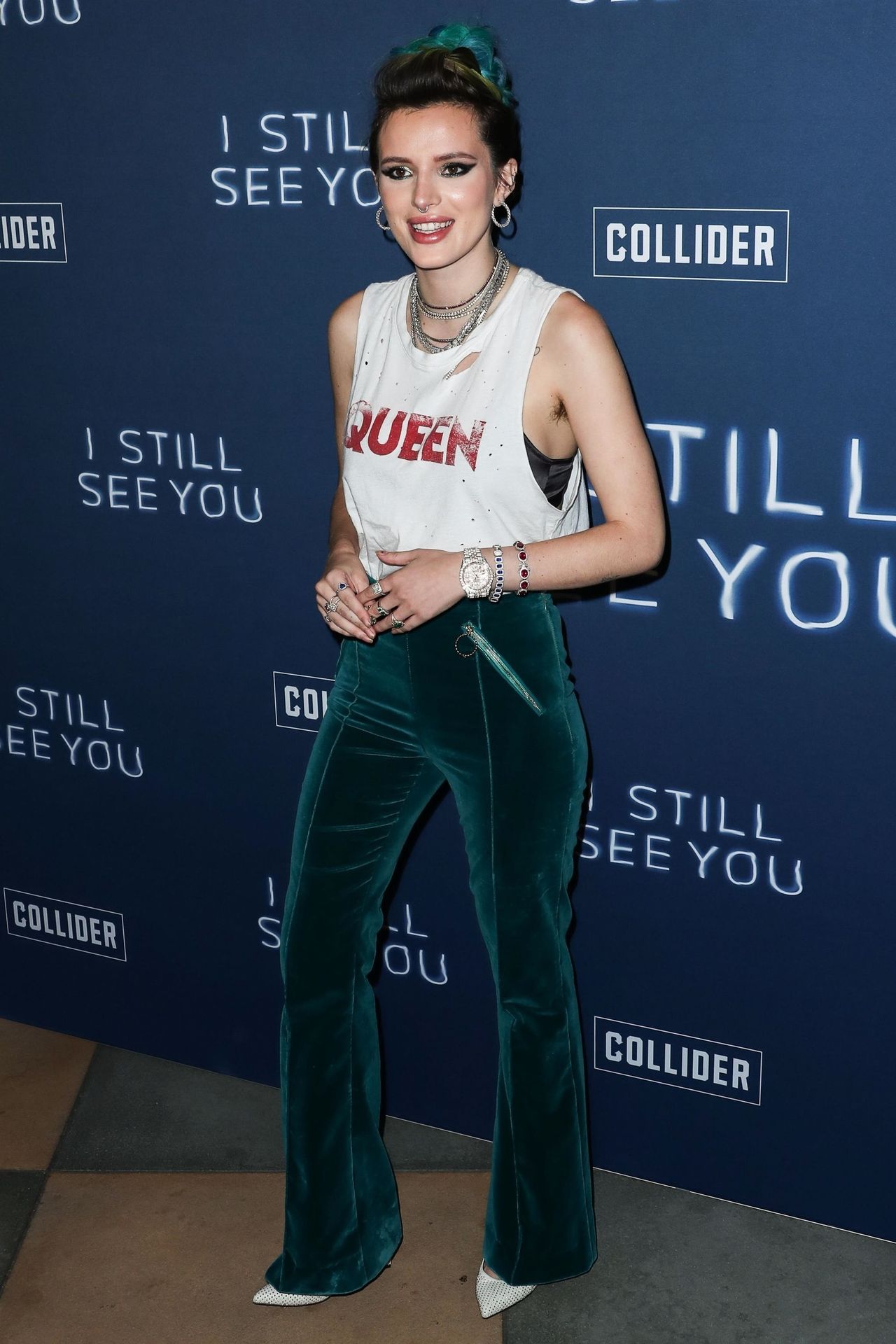 Nieogolone pachy i brudne paznokcie (ZDJĘCIA) Nieogolone pachy i brudne paznokcie (ZDJĘCIA)