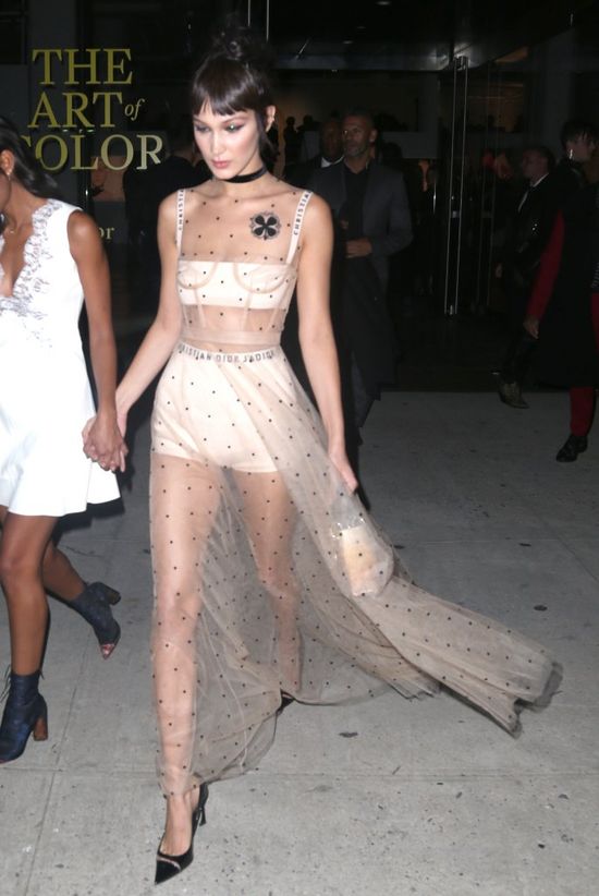 Najsmutniejszy widok na świecie - brak biustu w miseczkach A (FOTO)