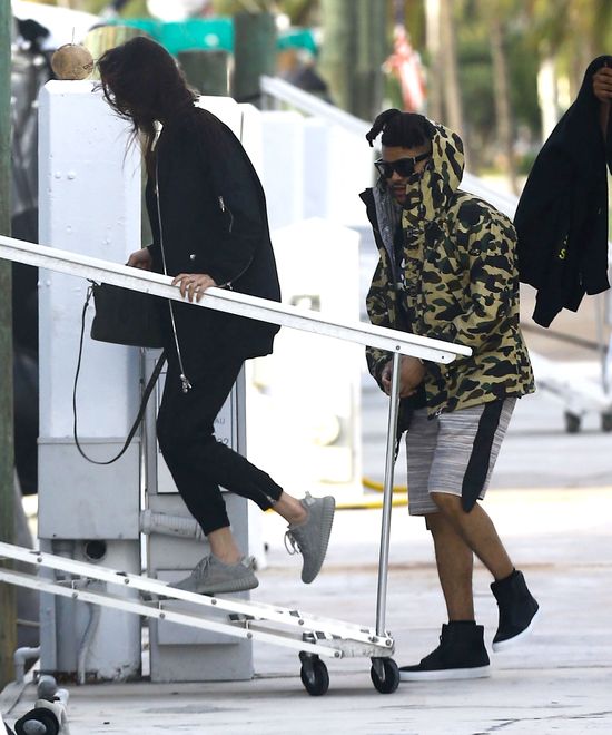 Jakieś dziwne to rozstanie Belli i The Weeknd... (FOTO)