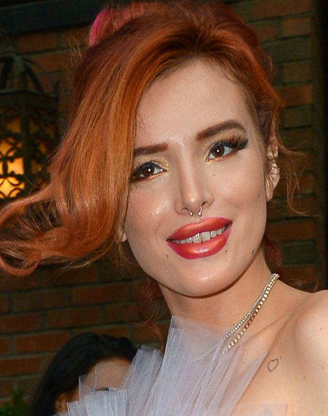 Kiedy Bella Thorne próbuje wyglądać jak księżniczka... (ZDJĘCIA)