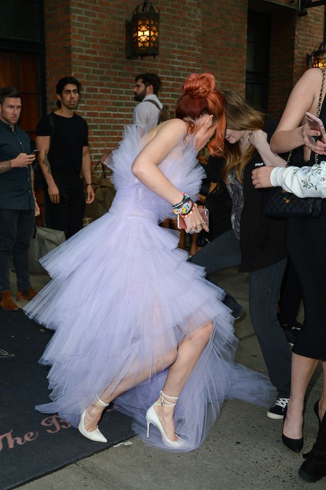 Kiedy Bella Thorne próbuje wyglądać jak księżniczka... (ZDJĘCIA)