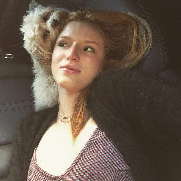 Ta nastolatka też powiększyła usta? (FOTO)