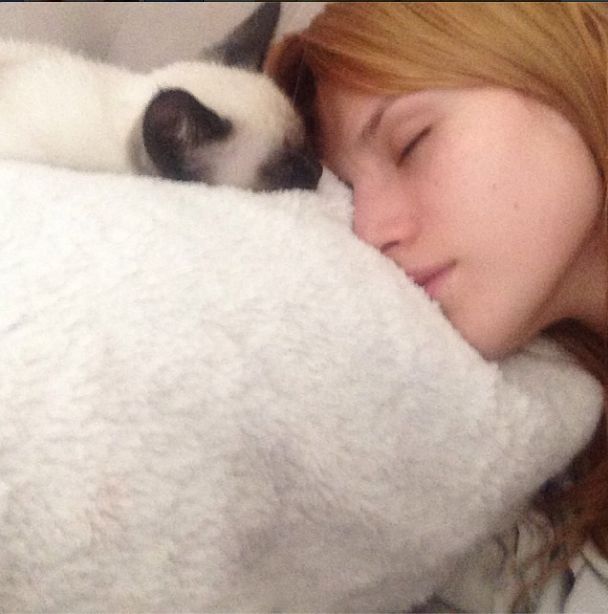 Jak wygląda Bella Thorne bez makijażu? (FOTO)