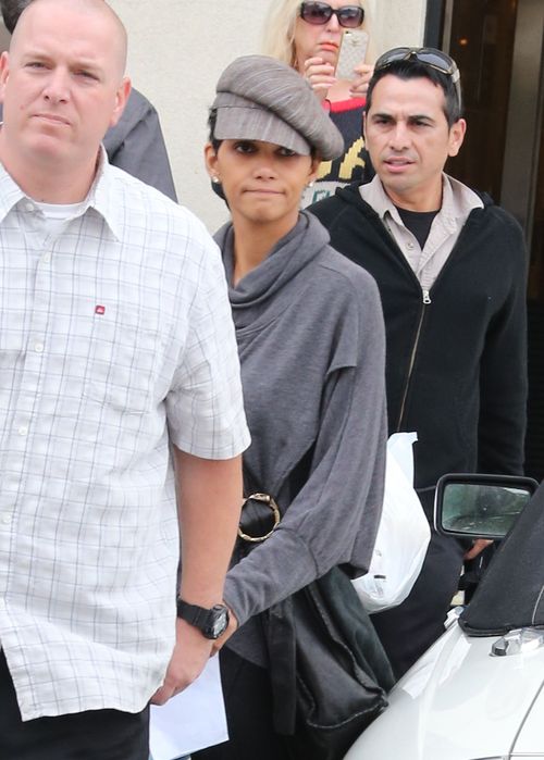 Choinka trafiła już do domu Halle Berry (FOTO)