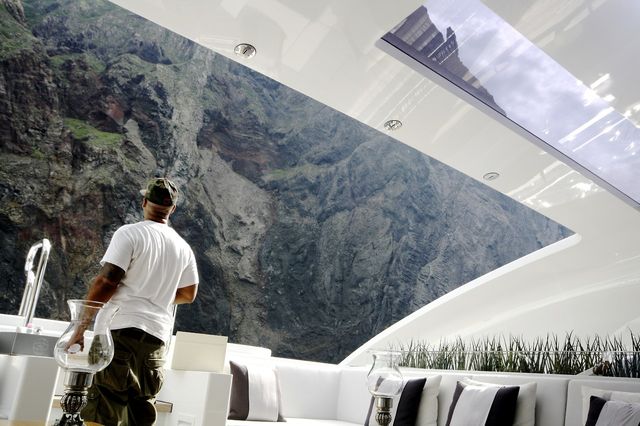 Beyonce i Jay Z wypoczywają na jachcie (FOTO)