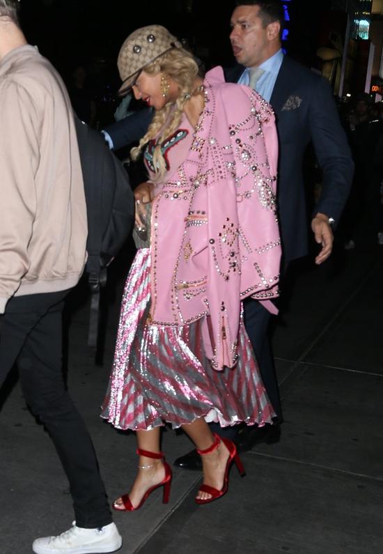 Beyonce jak kiczowata LALKA BARBIE (FOTO) Beyonce jak kiczowata LALKA BARBIE (FOTO)