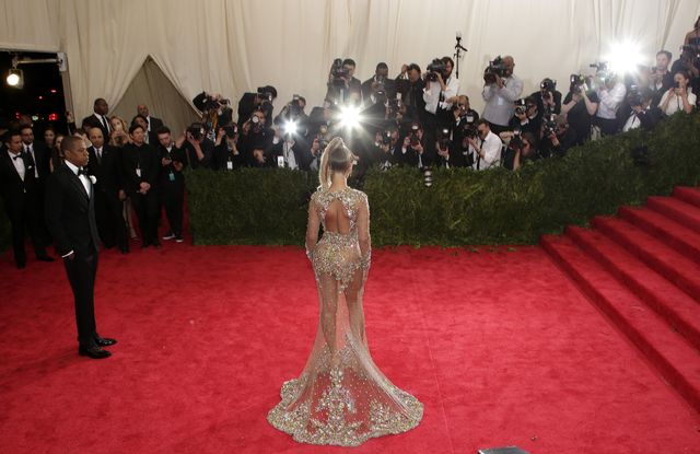 Takiej kreacji nie spodziewał się po niej nikt! (FOTO) Takiej kreacji nie spodziewał się po niej nikt! (FOTO)