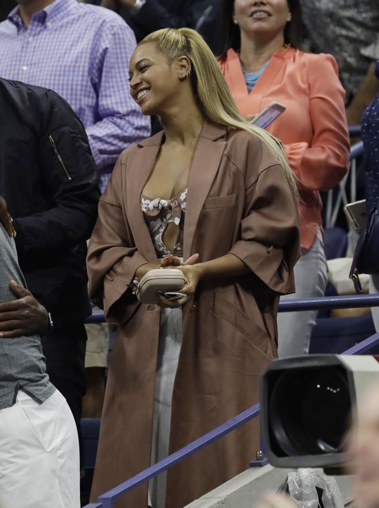 Jak Beyonce wygląda po urodzeniu bliźniaków? Jak Beyonce wygląda po urodzeniu bliźniaków?