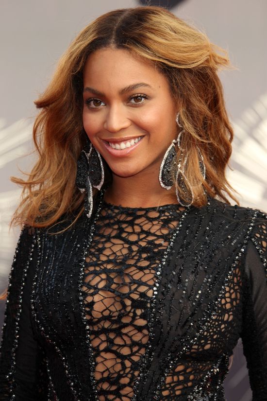 Rihannie i Beyonce zarzucono, że wybieliły skórę!