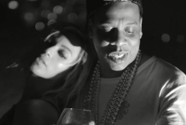 Nowa płyta Beyonce bije rekordy sprzedaży! (VIDEO)