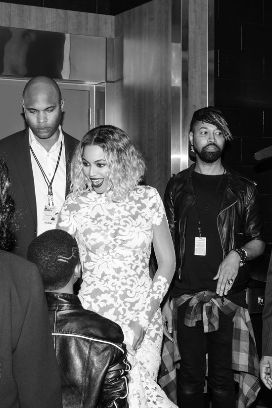 Beyonce zmieniła perukę (FOTO)