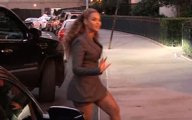 Fan podchodzi do Beyonce. Reakcja jej męża jest... PRZERAŻAJĄCA? Fan podchodzi do Beyonce. Reakcja jej męża jest... PRZERAŻAJĄCA?