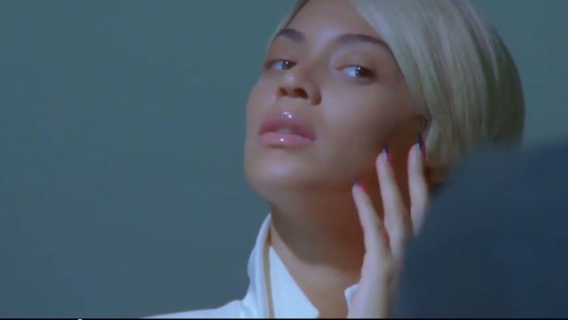 Beyonce wie, jak rozpieszczać swoich fanów (VIDEO)