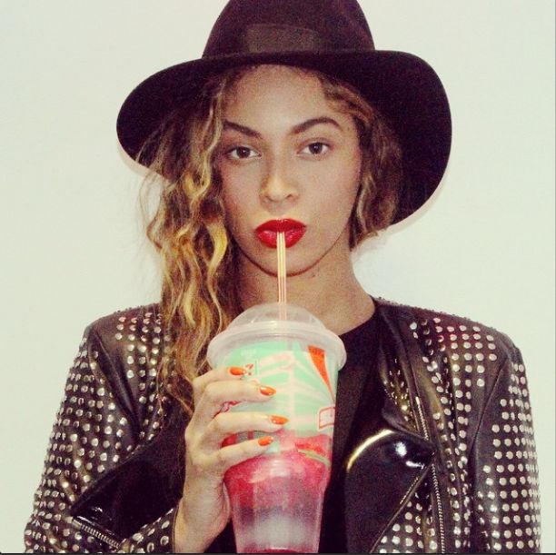 Jeszcze nikt tak nie pojechał po Beyonce? (VIDEO)