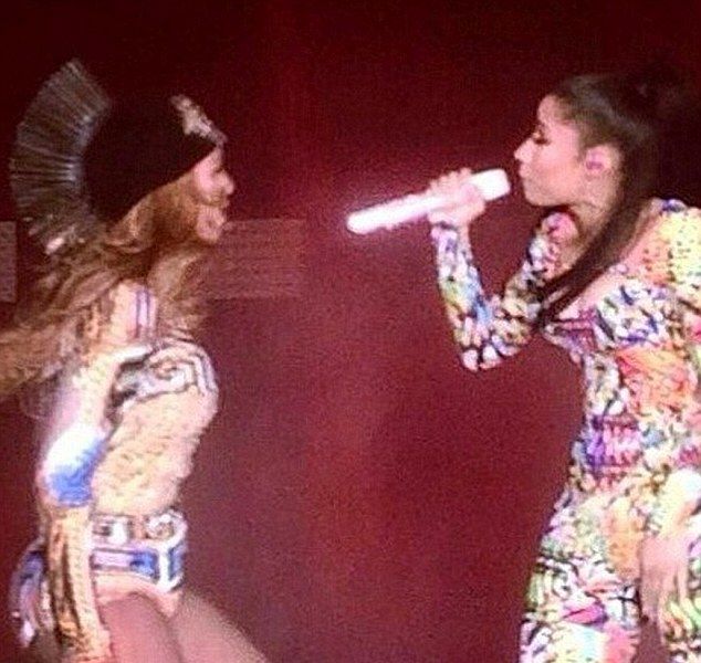 Beyonce i Nicki Minaj - nowe przyjaciółki (FOTO+VIDEO) Beyonce i Nicki Minaj - nowe przyjaciółki (FOTO+VIDEO)