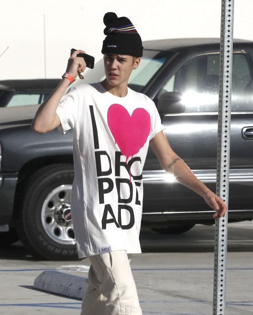 Justin Bieber ofiarą przestępstw Justin Bieber ofiarą przestępstw