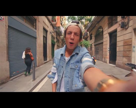 Dawid Kwiatkowski skopiował od Biebera pomysł na klip? VIDEO