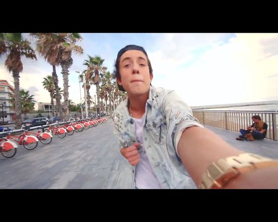 Dawid Kwiatkowski skopiował od Biebera pomysł na klip? VIDEO