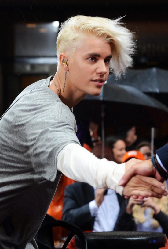 Justin Bieber jak Tilda Swinton (FOTO) Justin Bieber jak Tilda Swinton (FOTO)