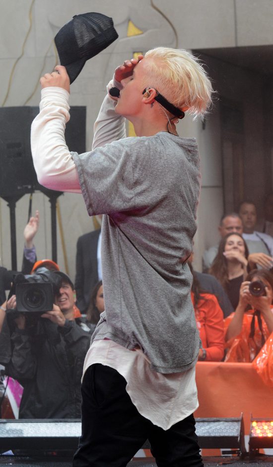 Justin Bieber jak Tilda Swinton (FOTO) Justin Bieber jak Tilda Swinton (FOTO)
