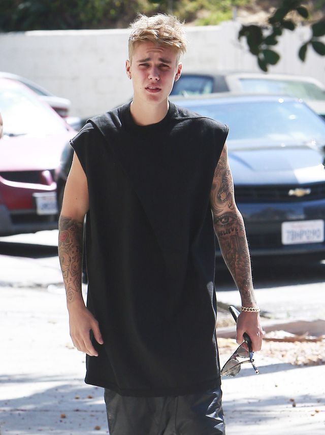 Wkurzył się, więc poszedł do salonu i kupił sobie... Wkurzył się, więc poszedł do salonu i kupił sobie...