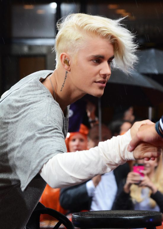 Justin Bieber jak Tilda Swinton (FOTO) Justin Bieber jak Tilda Swinton (FOTO)