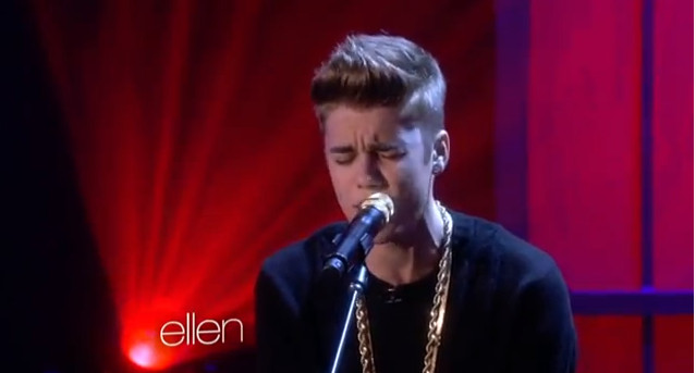 Justin Bieber nostalgicznie i akustycznie (VIDEO)