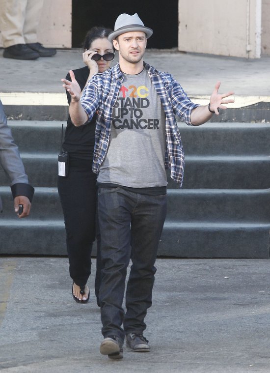 Różowa suknia ślubna Jessiki Biel (FOTO)