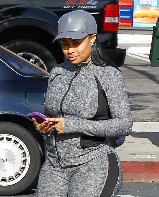 Śmiałeś się z ciążpwego stylu Kim K? Chyna zafunduje nam coś gorszego Śmiałeś się z ciążpwego stylu Kim K? Chyna zafunduje nam coś gorszego