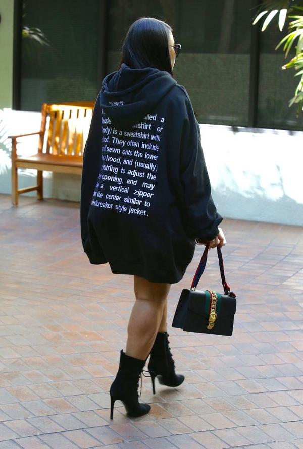 Tak się kończy pożyczanie ubrań od chłopaka (FOTO) Tak się kończy pożyczanie ubrań od chłopaka (FOTO)