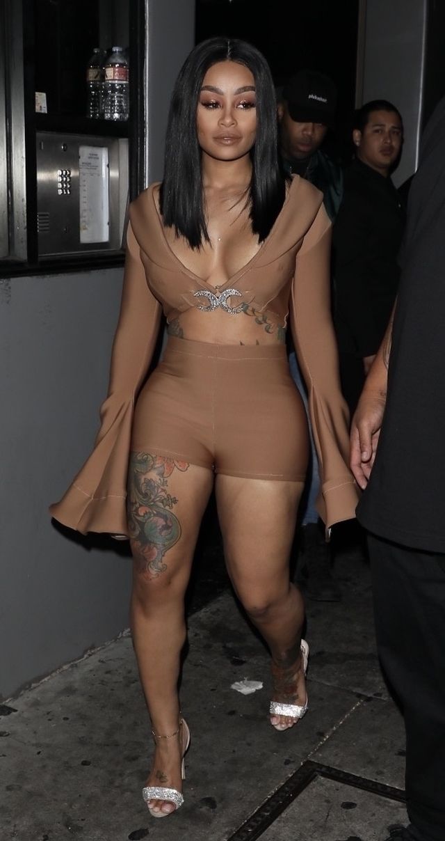 Lycrowe szorty - HIT czy KIT na Blac Chynie? (ZDJĘCIA) Lycrowe szorty - HIT czy KIT na Blac Chynie? (ZDJĘCIA)