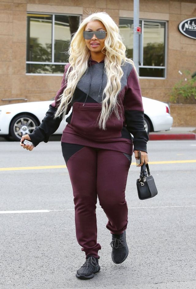 Pupa Kim Kardashian znika, na szczęście Blac Chyny ma się dobrze (FOTO) Pupa Kim Kardashian znika, na szczęście Blac Chyny ma się dobrze (FOTO)