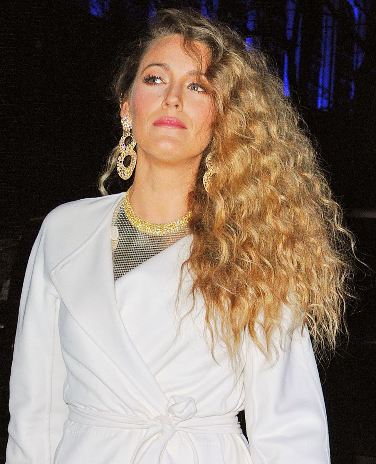 A kiedy Blake Lively zdjęła ten płaszcz, był efekt WOW! (ZDJĘCIA)