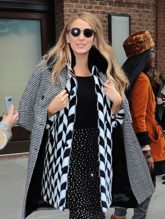 Czy siostra Blake Lively jest równie olśniewająca jak żona Ryana Reynoldsa? Czy siostra Blake Lively jest równie olśniewająca jak żona Ryana Reynoldsa?