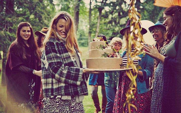  Blake Lively pochwaliła się zdjęciami z baby shower (FOTO)