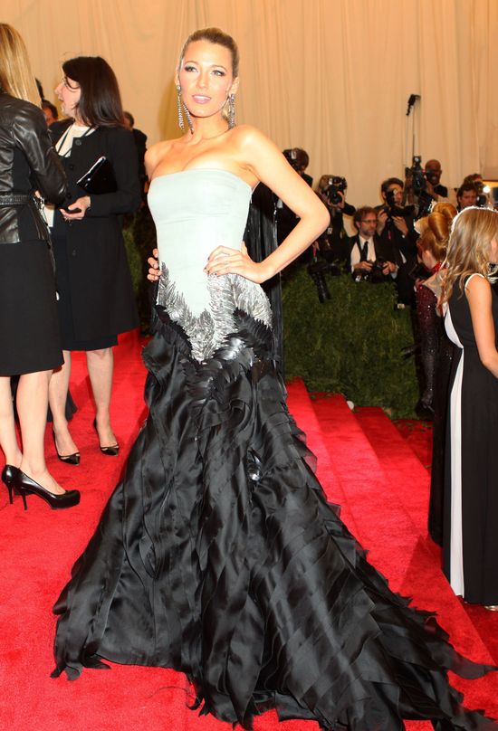 Słodka tajemnica szczupłej figury Blake Lively Słodka tajemnica szczupłej figury Blake Lively