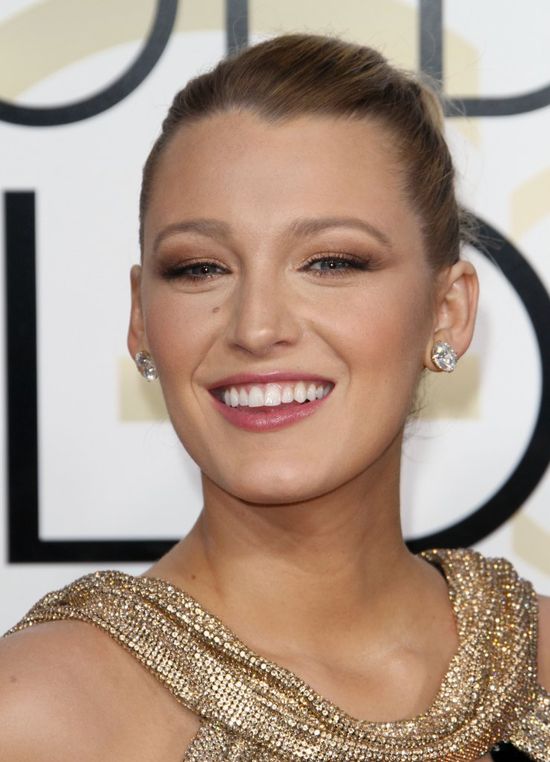 100% seksapilu i stylu idealnego w wydaniu Blake Lively (FOTO) 100% seksapilu i stylu idealnego w wydaniu Blake Lively (FOTO)