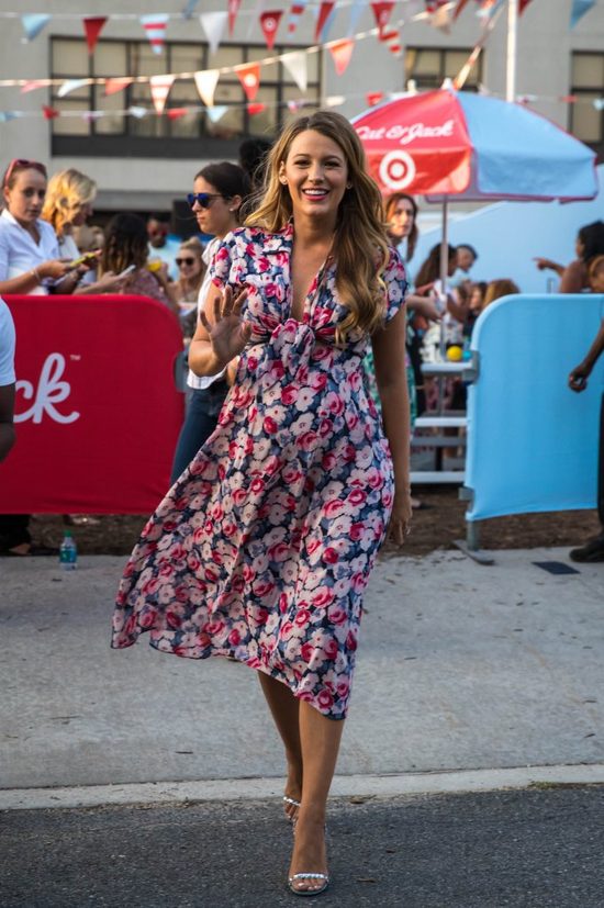 Blake Lively zasługuje na miano najbardziej uroczej przyszłej mamy Hollywood 