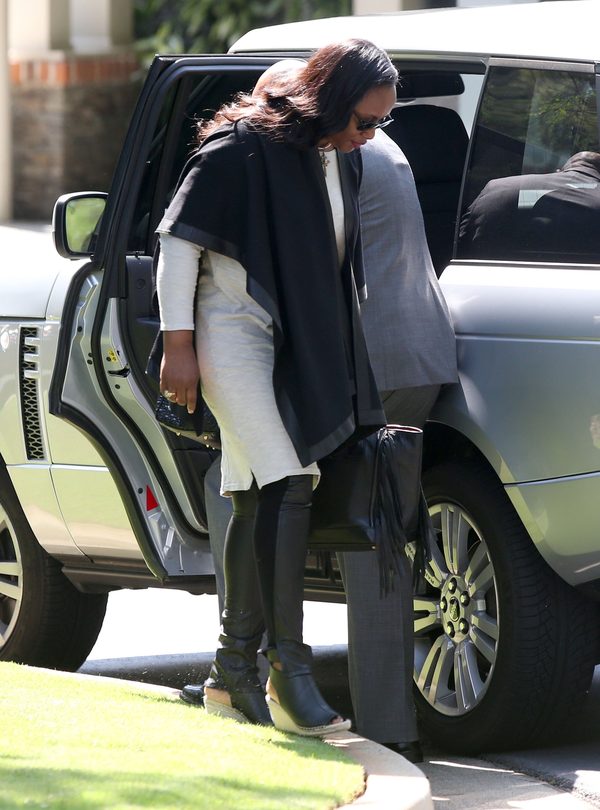 W hospicjum Bobbi Kristiny zgromadziła się cała rodzina