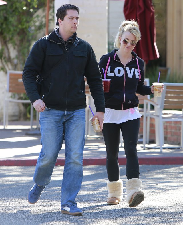 Britney Spears nie wygląda na złamaną rozstaniem (FOTO)