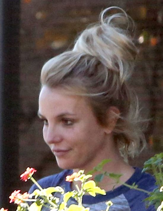 Kolejna WPADKA Britney Spears! Na scenie odpadły jej doczepy