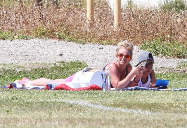 Tak Britney Spears kibicuje synom (FOTO)