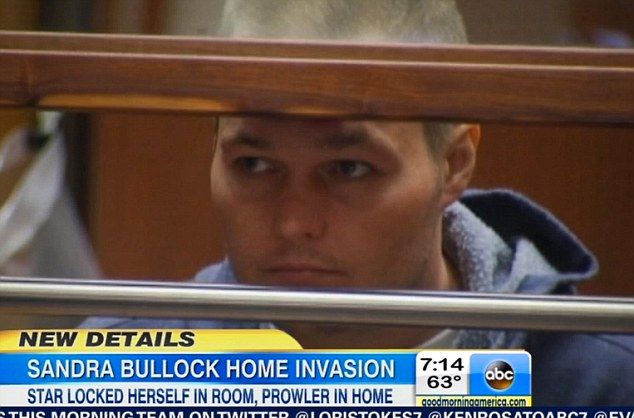 Włamał się do domu Sandry Bullock, gdy ta spała! (FOTO)